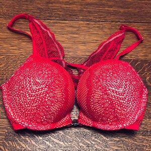 Victoria Secret Bombshell bra